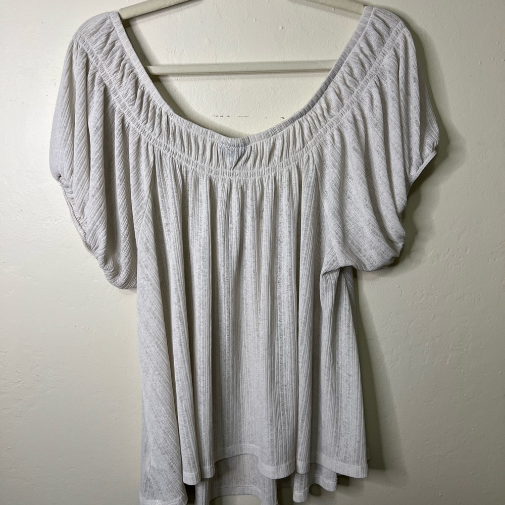 Torrid Ivory Cap Sleeve Peasent Top Blouse with Gathered Sleeves - Picture 4 of 4